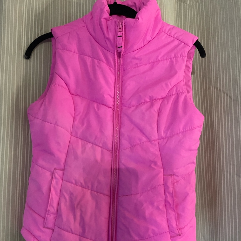 Pink puffer vest XS